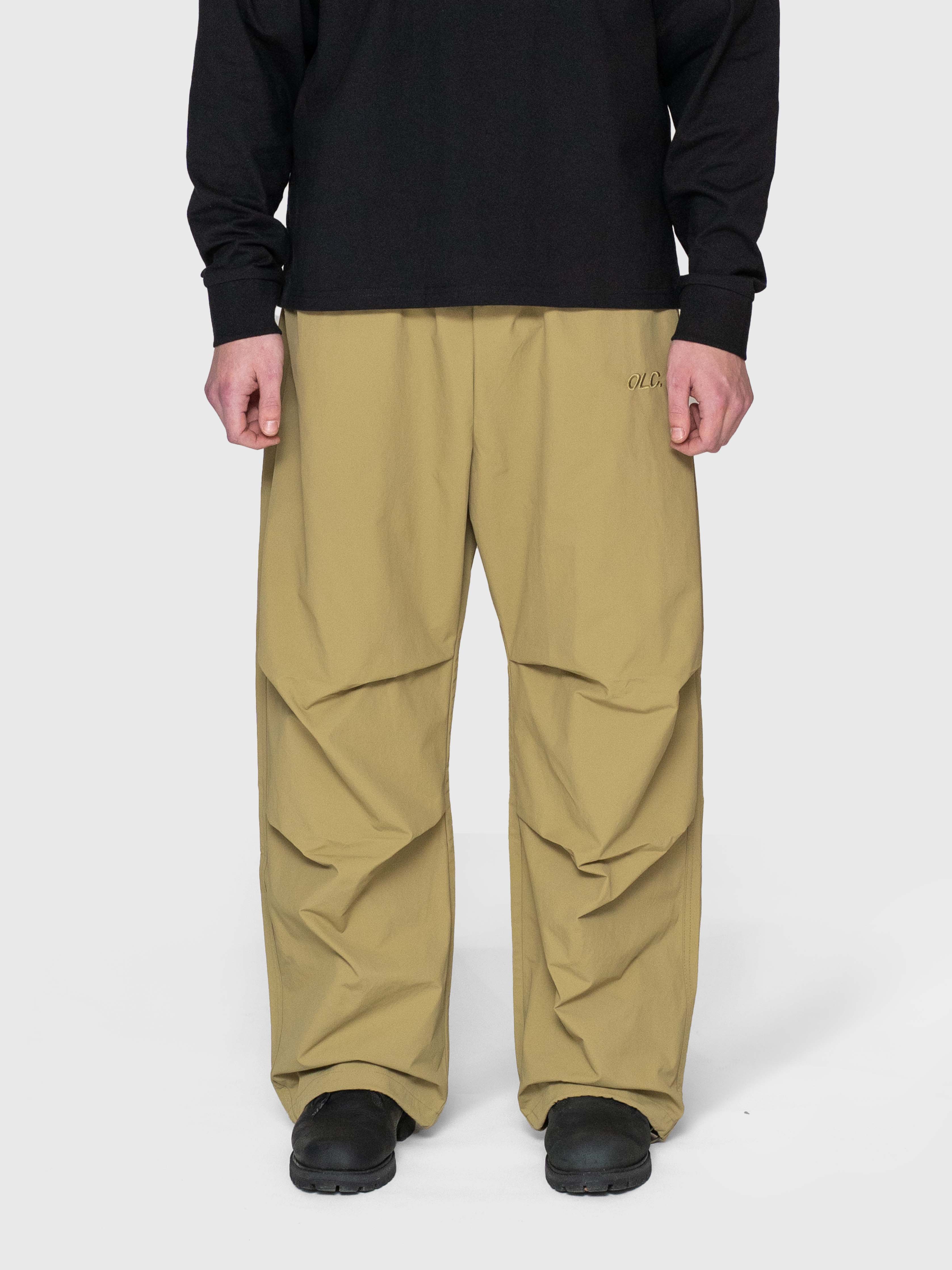 AW Parachute Pants - Olive/Reflective