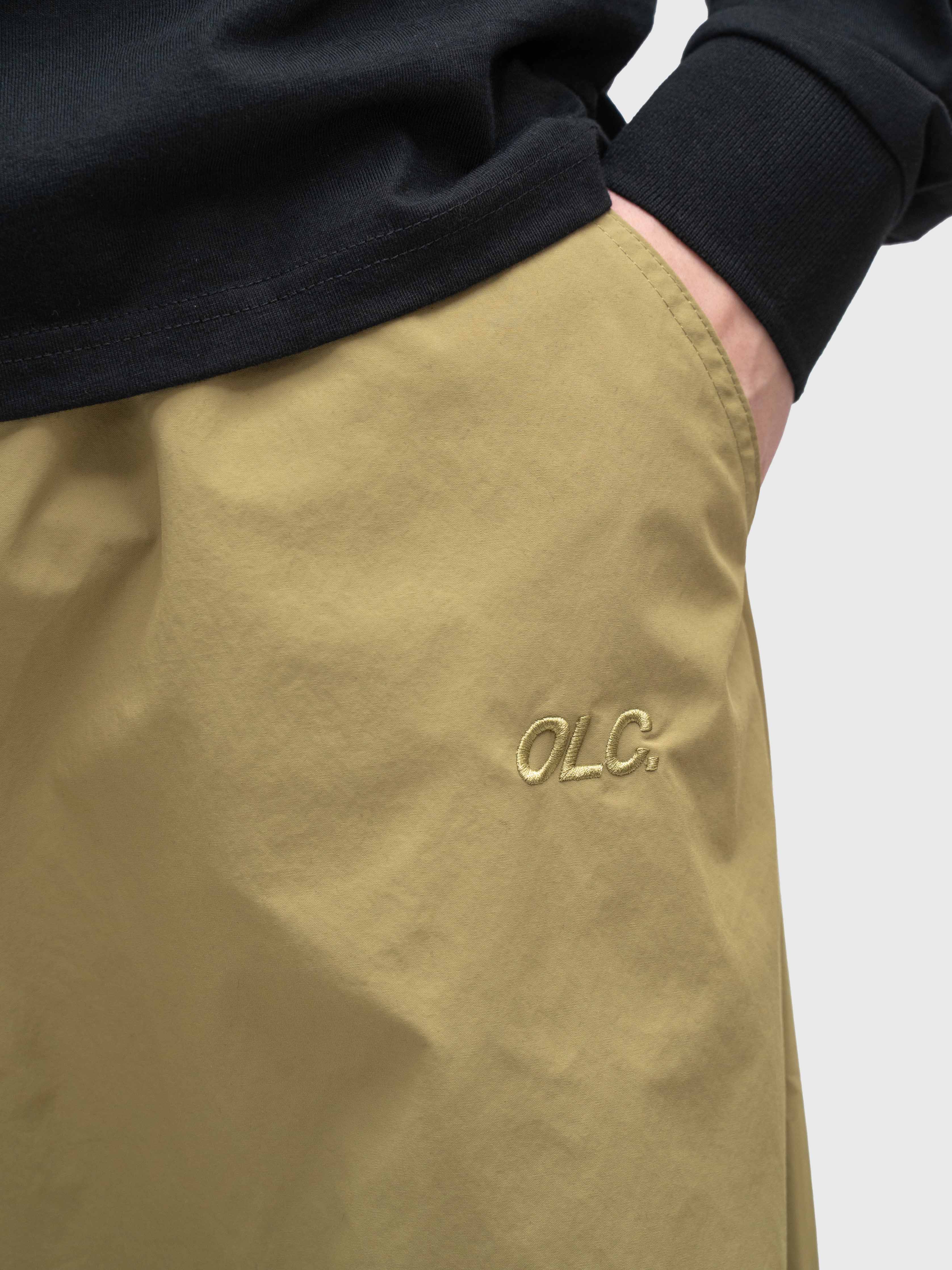 AW Parachute Pants - Olive/Reflective