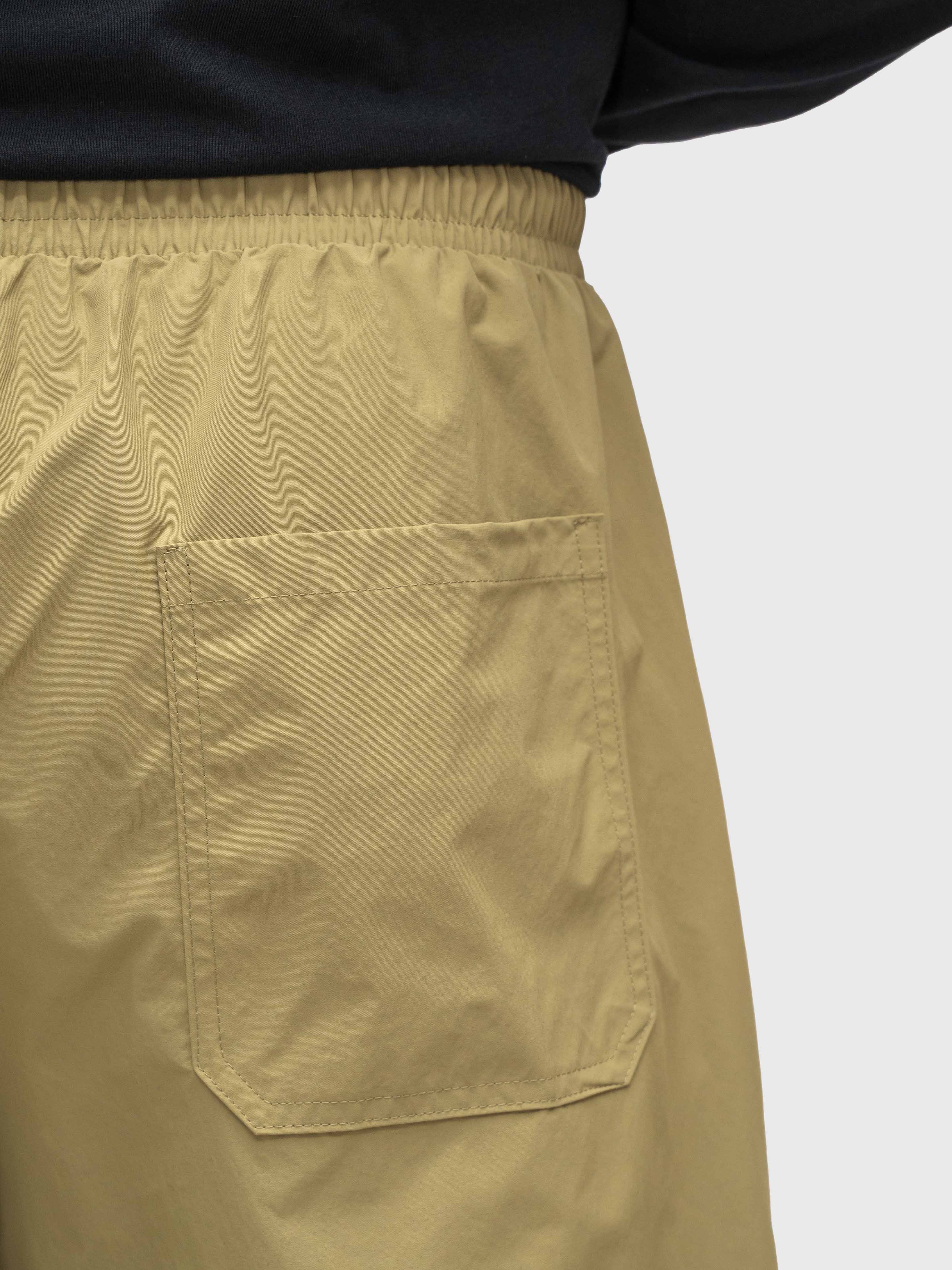 AW Parachute Pants - Olive/Reflective