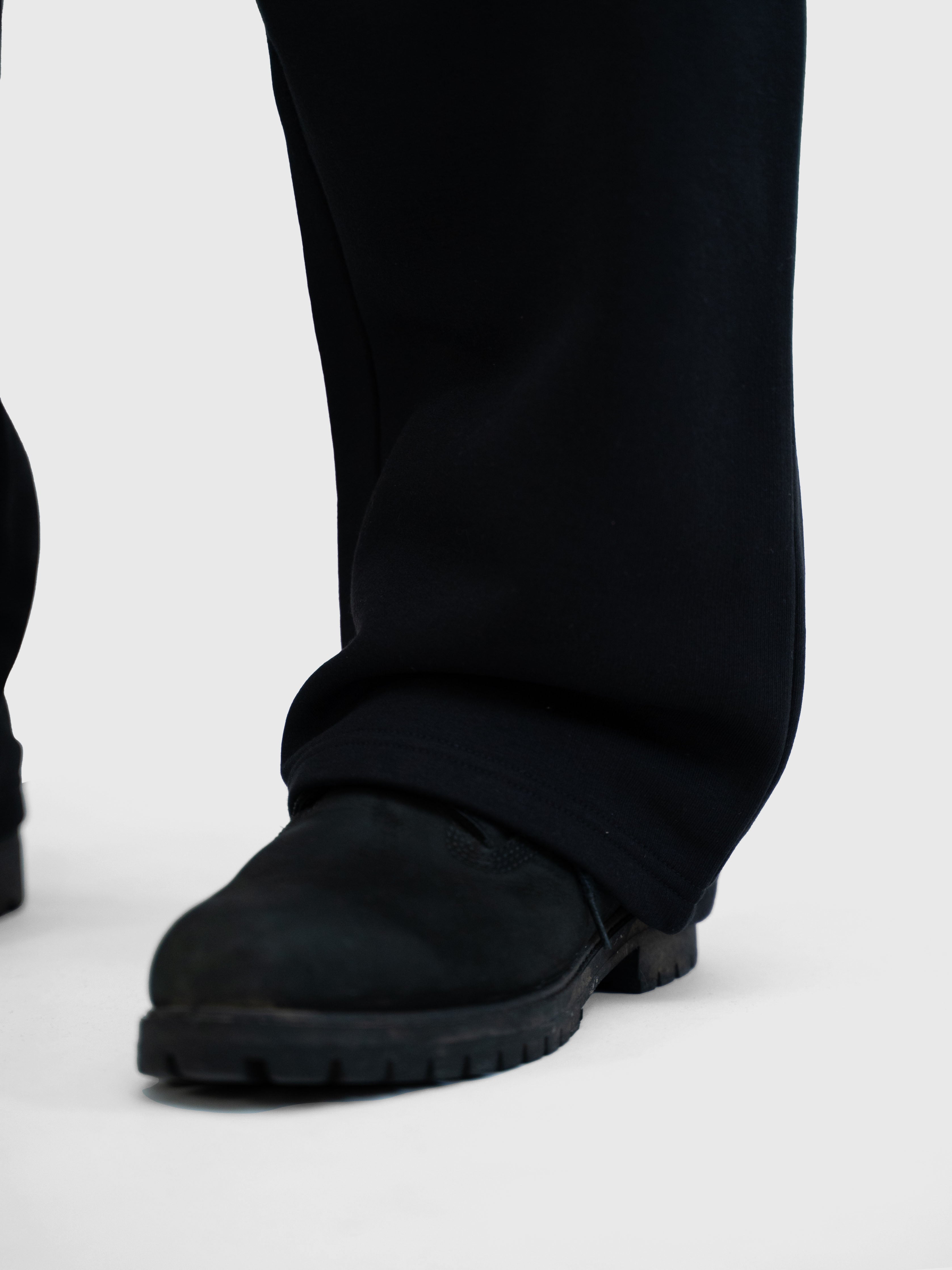 Logo Straight Sweatpants - Black/White