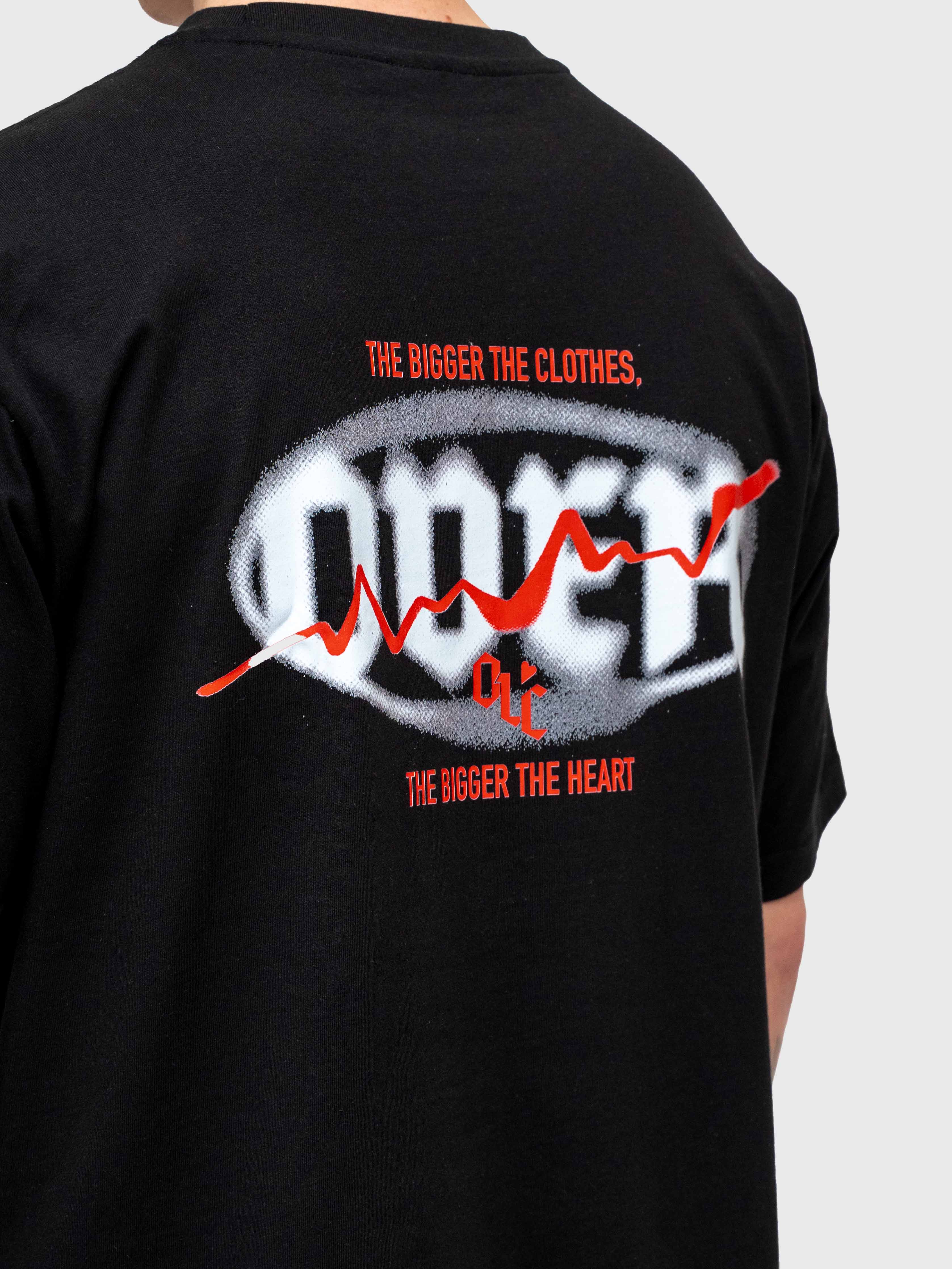 Over box tee - Black/Red